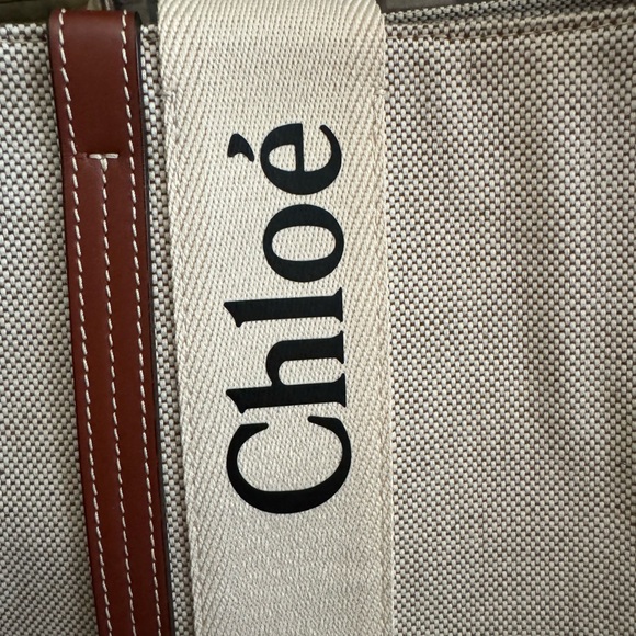 Chloe Medium Woody Tote - Picture 2 of 6